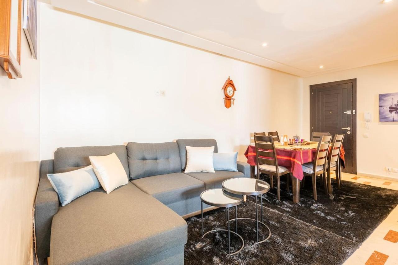 Apartment With Parking In Rabat Central Location エクステリア 写真